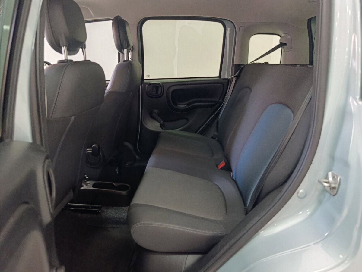 Fiat Panda 1.0 FireFly S&S Hybrid City Cross (12)