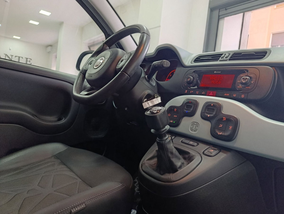 Fiat Panda 1.0 FireFly S&S Hybrid City Cross (14)