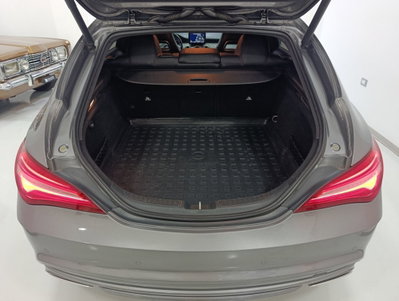 Mercedes-Benz CLA Shooting Brake 200 d Automatic Premium (14)