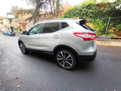 Nissan Qashqai 1.6 dCi 2WD Tekna (5)