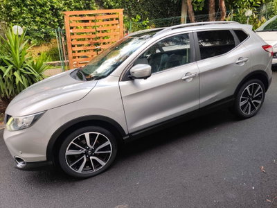 Nissan Qashqai 1.6 dCi 2WD Tekna (6)