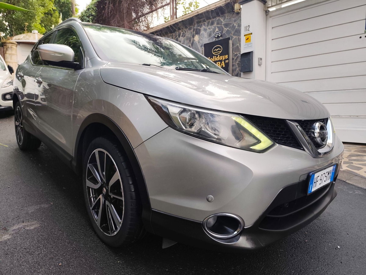 Nissan Qashqai 1.6 dCi 2WD Tekna (8)