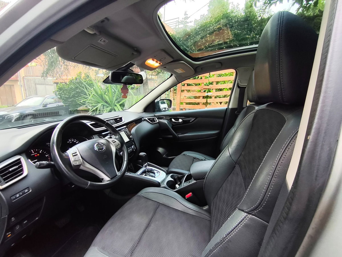 Nissan Qashqai 1.6 dCi 2WD Tekna (9)
