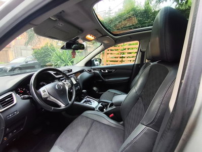 Nissan Qashqai 1.6 dCi 2WD Tekna (9)