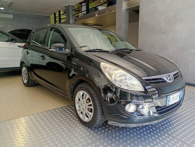 Hyundai i20 1.4 CRDi 5p. Comfort (2)