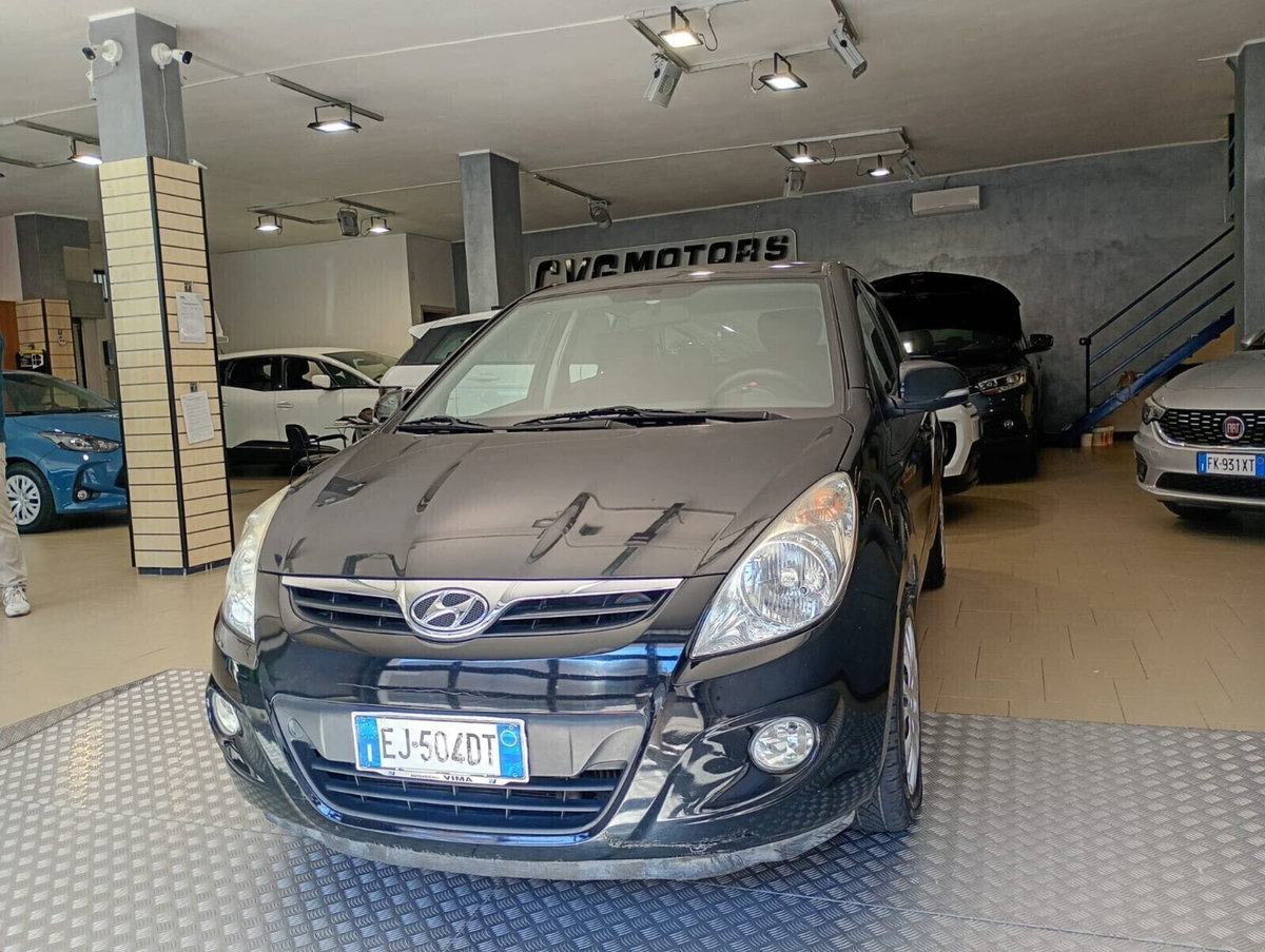 Hyundai i20 1.4 CRDi 5p. Comfort (3)