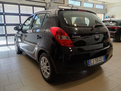 Hyundai i20 1.4 CRDi 5p. Comfort (4)
