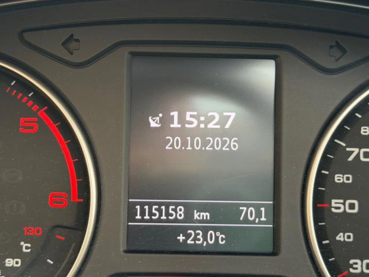 Audi Q2 Q2 30 TDI (14)