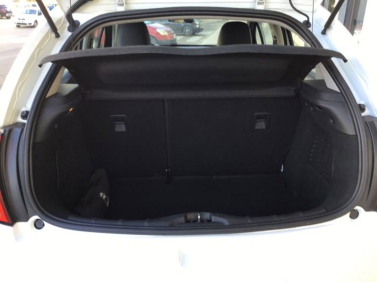 Citroen C3 1.4 HDi 70CV Seduction (7)