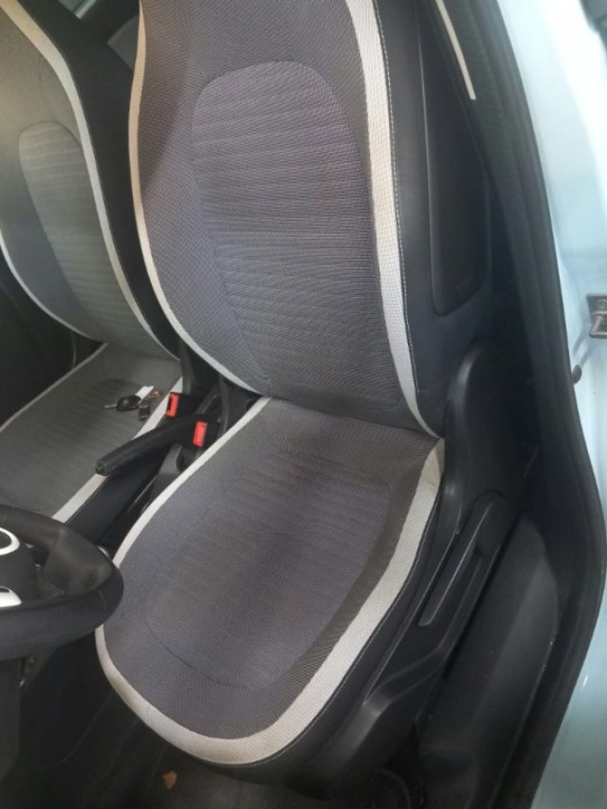 Renault Twingo Equilibre 22kWh (8)