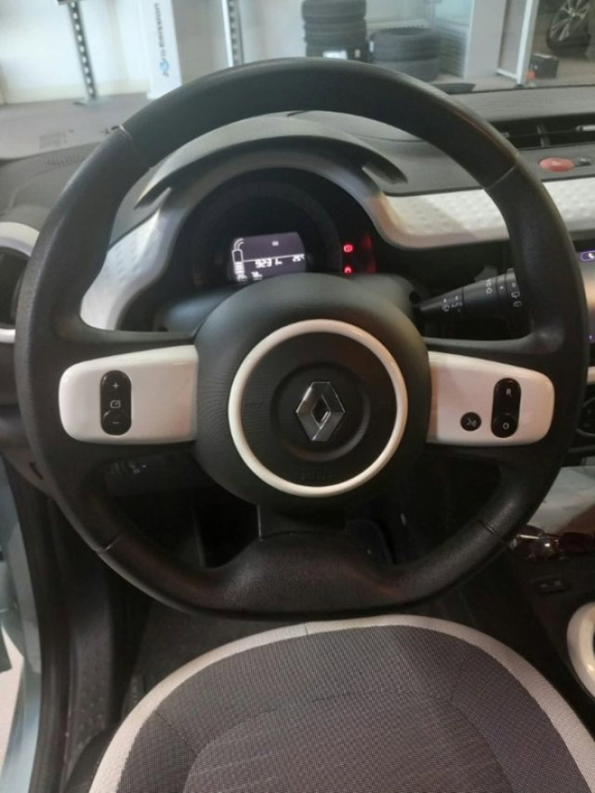 Renault Twingo Equilibre 22kWh (9)