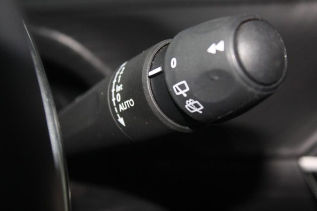Peugeot 208 50 kWh Allure (15)