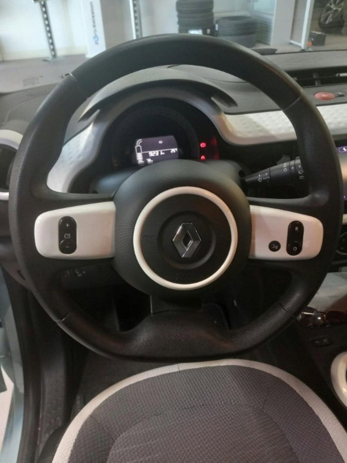 Renault Twingo Equilibre 22kWh (9)
