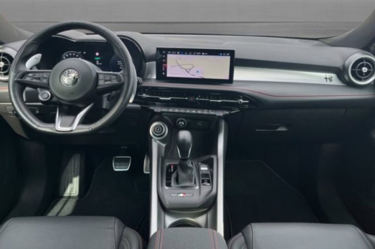 Alfa Romeo Tonale 1.5 hybrid Tributo Italiano 160cv tct7 (4)