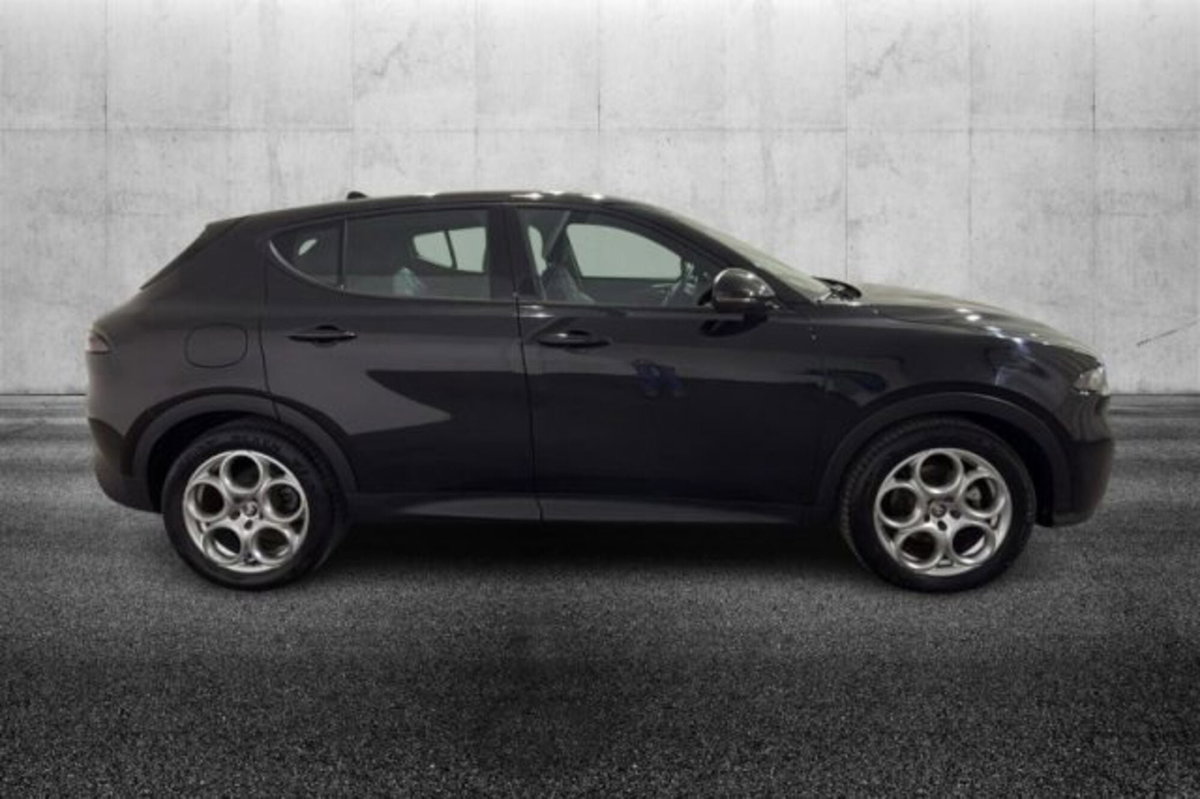 Alfa Romeo Tonale 1.6 Sprint 130cv tct6 (4)
