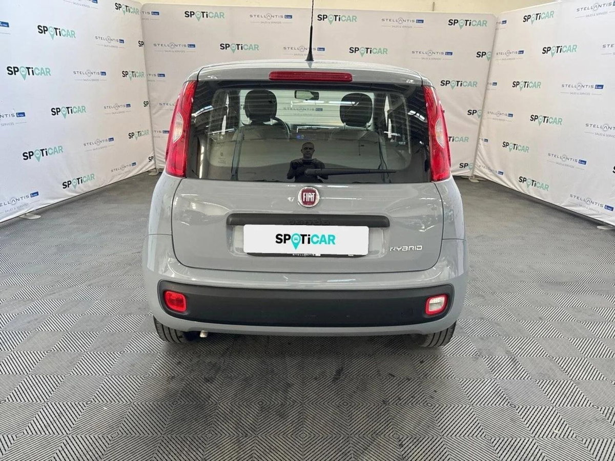 Fiat Panda 1.0 FireFly S&S Hybrid City Cross (4)