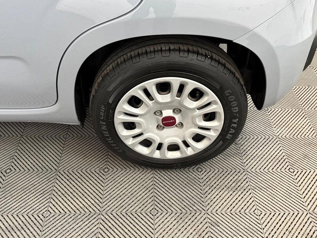 Fiat Panda 1.0 FireFly S&S Hybrid City Cross (8)