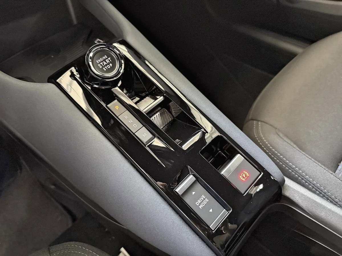 Alfa Romeo Junior 1.2 ibrida Q4 Ti 145cv edct6 (17)