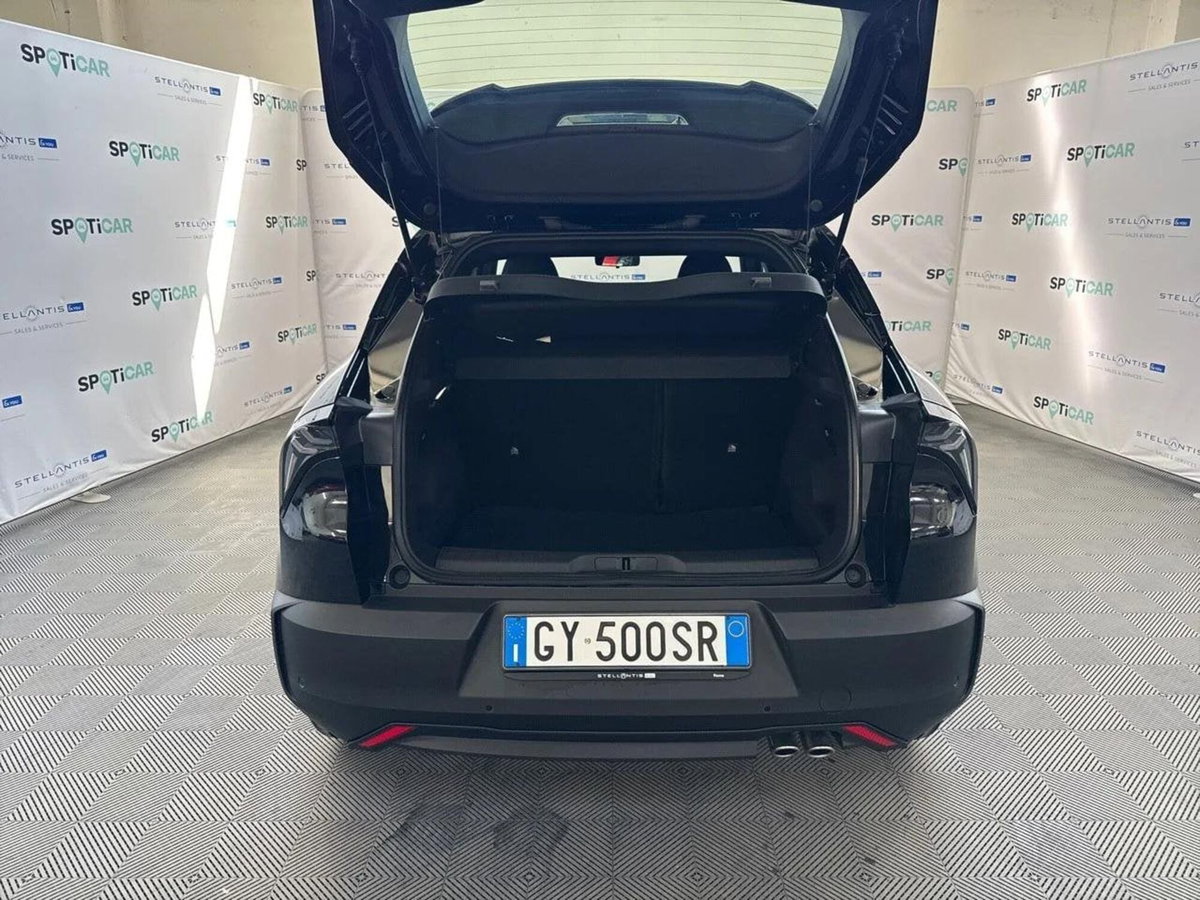 Alfa Romeo Junior 1.2 ibrida Q4 Ti 145cv edct6 (3)