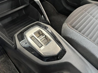 Peugeot 208 PureTech 100 Stop&Start EAT8 5 porte Active Pack (18)