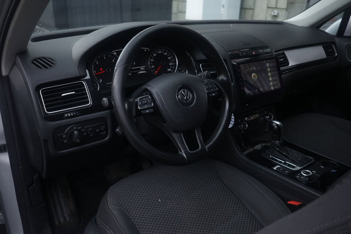 Volkswagen Touareg 3.0 TDI tiptronic BlueMotion Technology Executive (15)