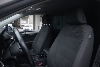 Volkswagen Touareg 3.0 TDI tiptronic BlueMotion Technology Executive (18)