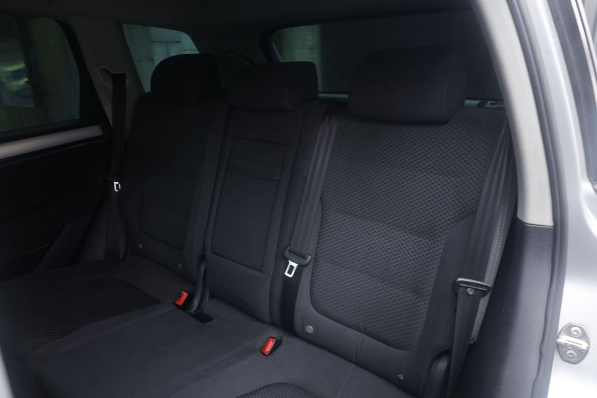 Volkswagen Touareg 3.0 TDI tiptronic BlueMotion Technology Executive (3)