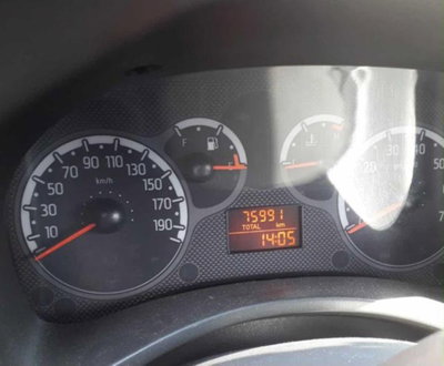 Fiat Panda 1.2 4x4 Climbing (2)