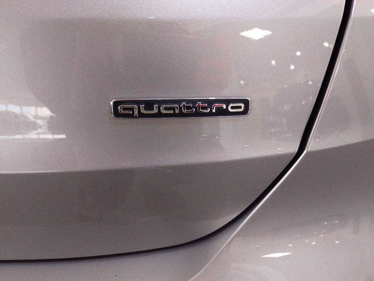 Audi Q3 Sportback 40 TFSI S tronic quattro edition (11)
