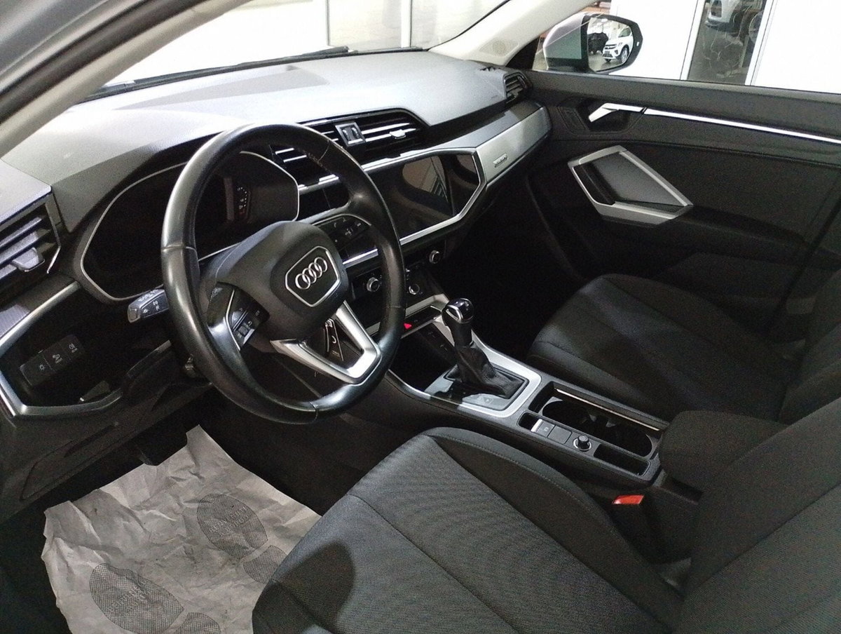 Audi Q3 Sportback 40 TFSI S tronic quattro edition (15)