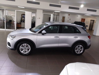 Audi Q3 Sportback 40 TFSI S tronic quattro edition (3)