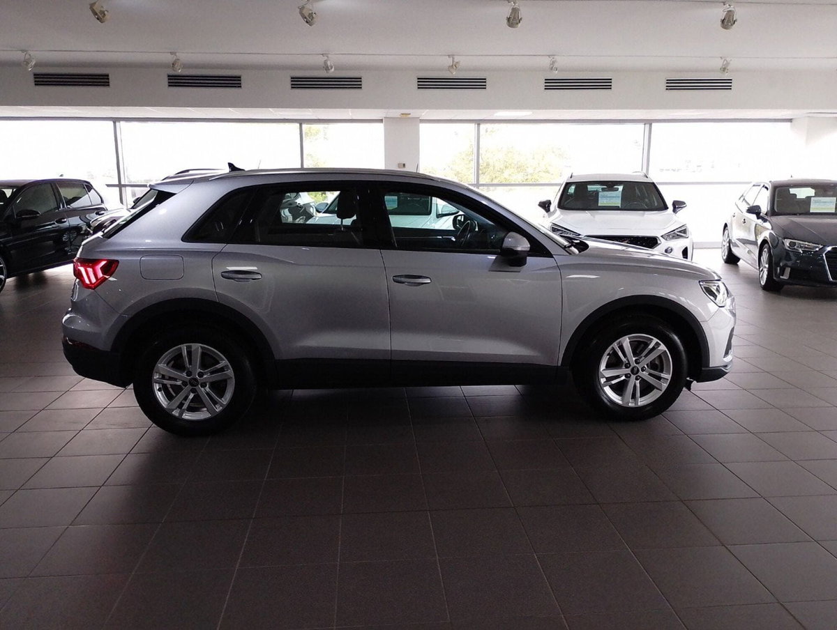 Audi Q3 Sportback 40 TFSI S tronic quattro edition (8)