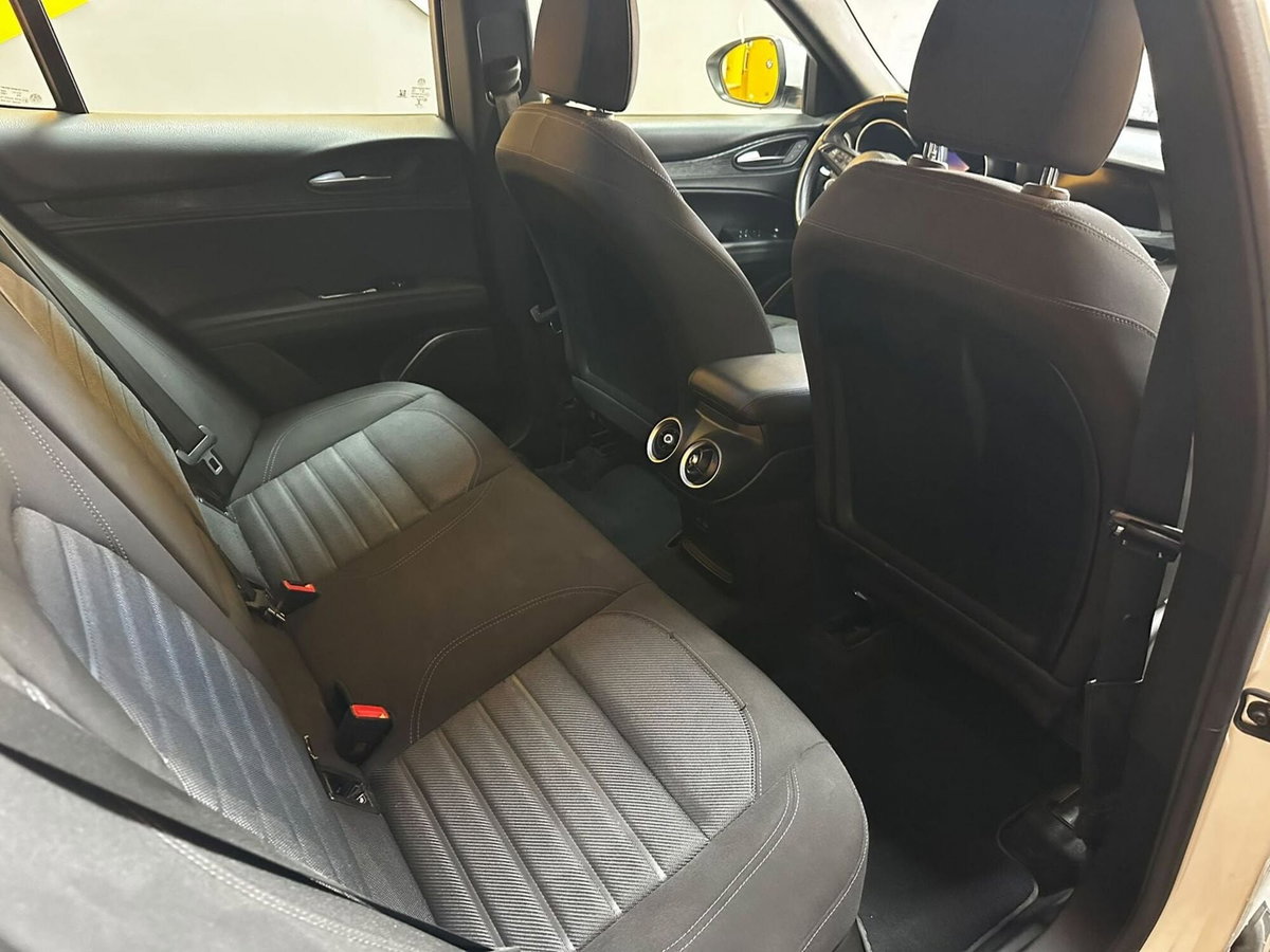 Alfa Romeo Stelvio Stelvio 2.2 Turbodiesel 190 CV AT8 Q4 Super Business (10)