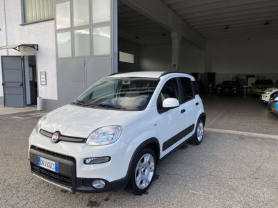 Fiat Panda 1.0 FireFly S&S Hybrid City Cross usata