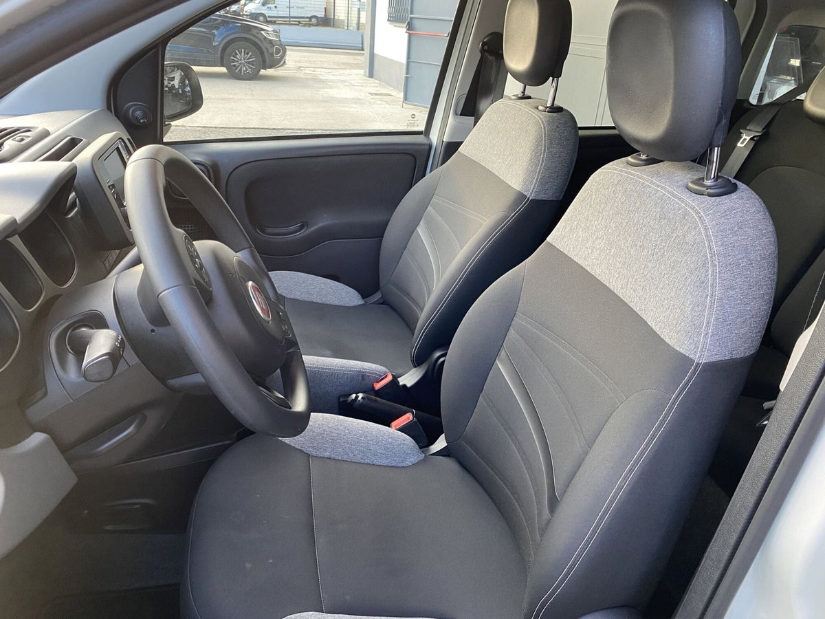 Fiat Panda 1.0 FireFly S&S Hybrid City Cross (12)