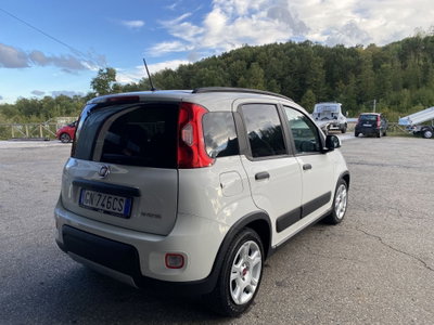 Fiat Panda 1.0 FireFly S&S Hybrid City Cross (8)