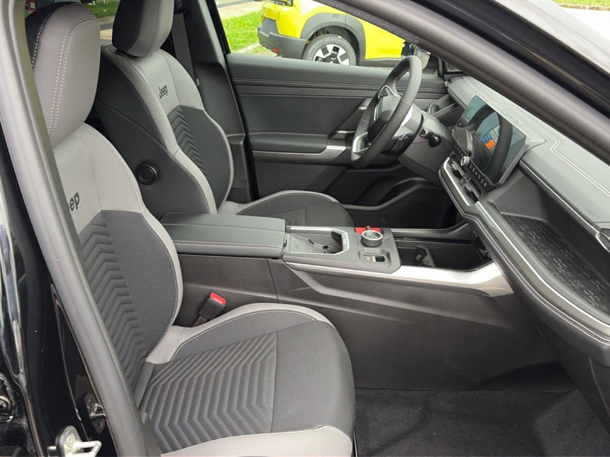 Jeep Compass 1.2 turbo e-hybrid mhev First Edition fwd 145cv edct6 (18)