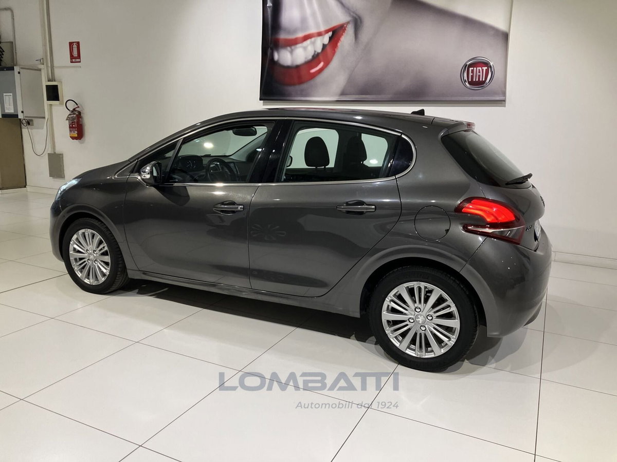 Peugeot 208 Turbo 110 EAT6 S&S 5 porte Allure (4)