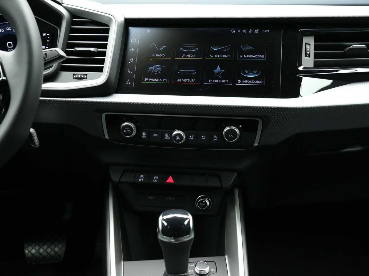 Audi A1 Sportback 30 TFSI S tronic S line edition (14)