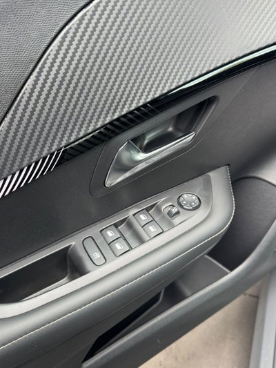 Peugeot 208 PureTech 100 Stop&Start 5 porte Allure (18)
