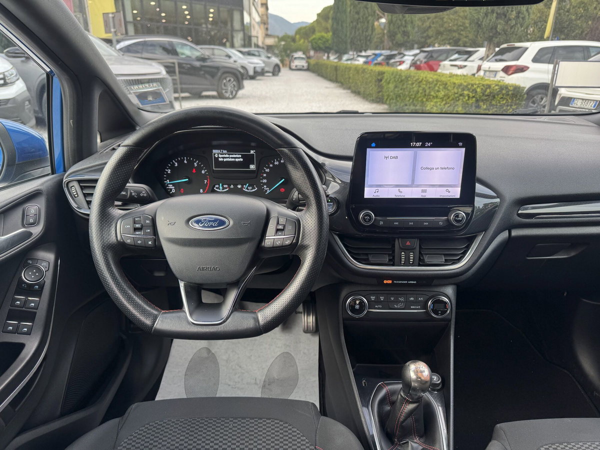 Ford Fiesta 1.1 85 CV 5 porte Plus (10)