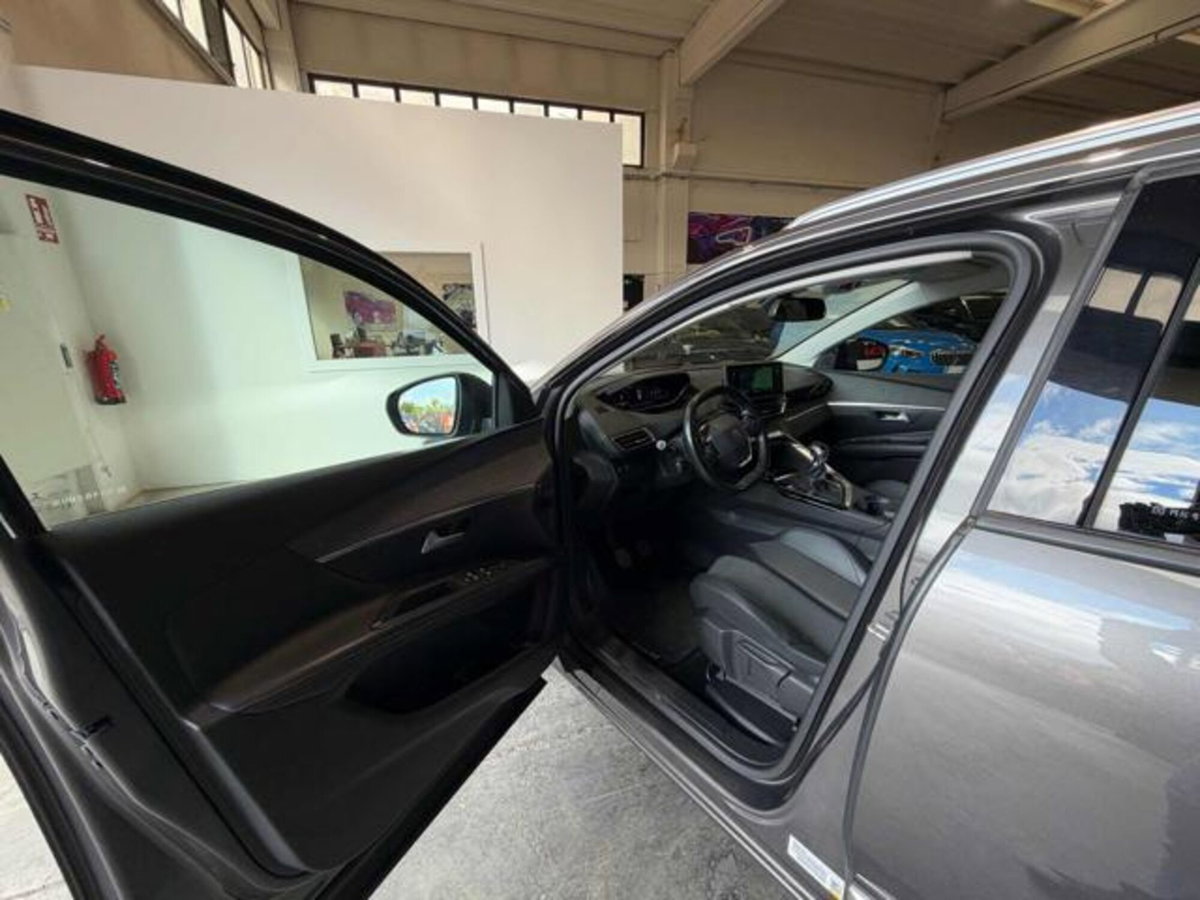 Peugeot 3008 PureTech Turbo 130 S&S GT Line (10)
