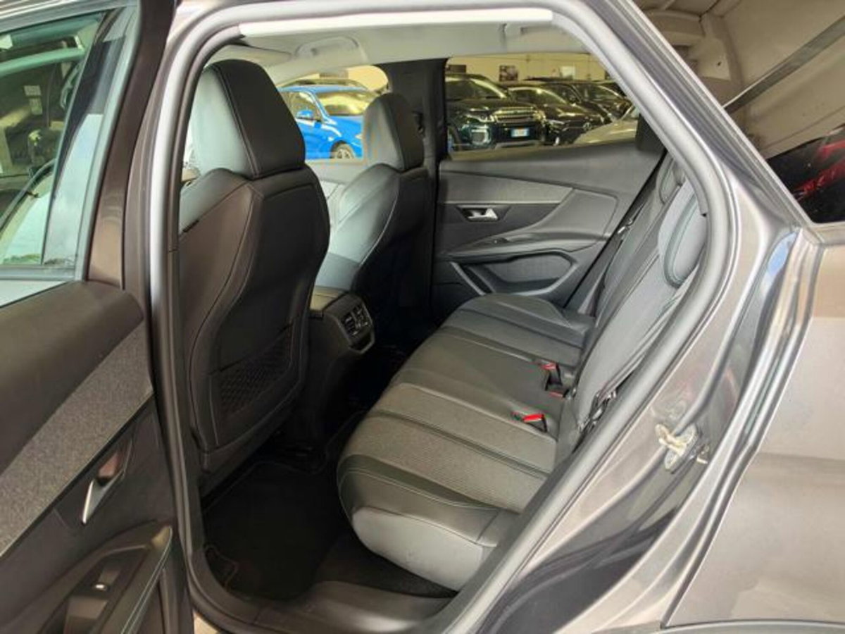 Peugeot 3008 PureTech Turbo 130 S&S GT Line (11)