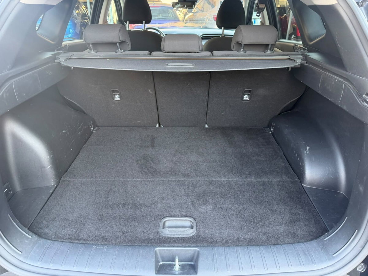 Hyundai Tucson 1.6 crdi 48V Xline 2wd dct (5)