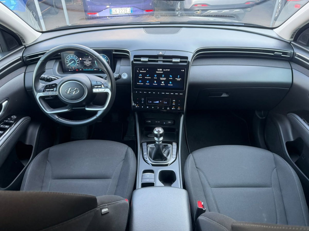 Hyundai Tucson 1.6 crdi 48V Xline 2wd dct (7)