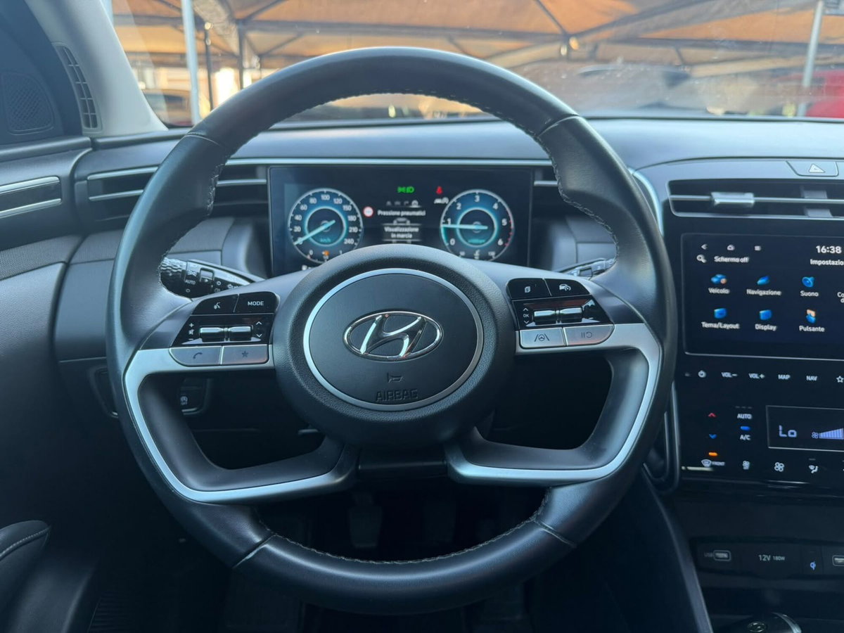 Hyundai Tucson 1.6 crdi 48V Xline 2wd dct (8)
