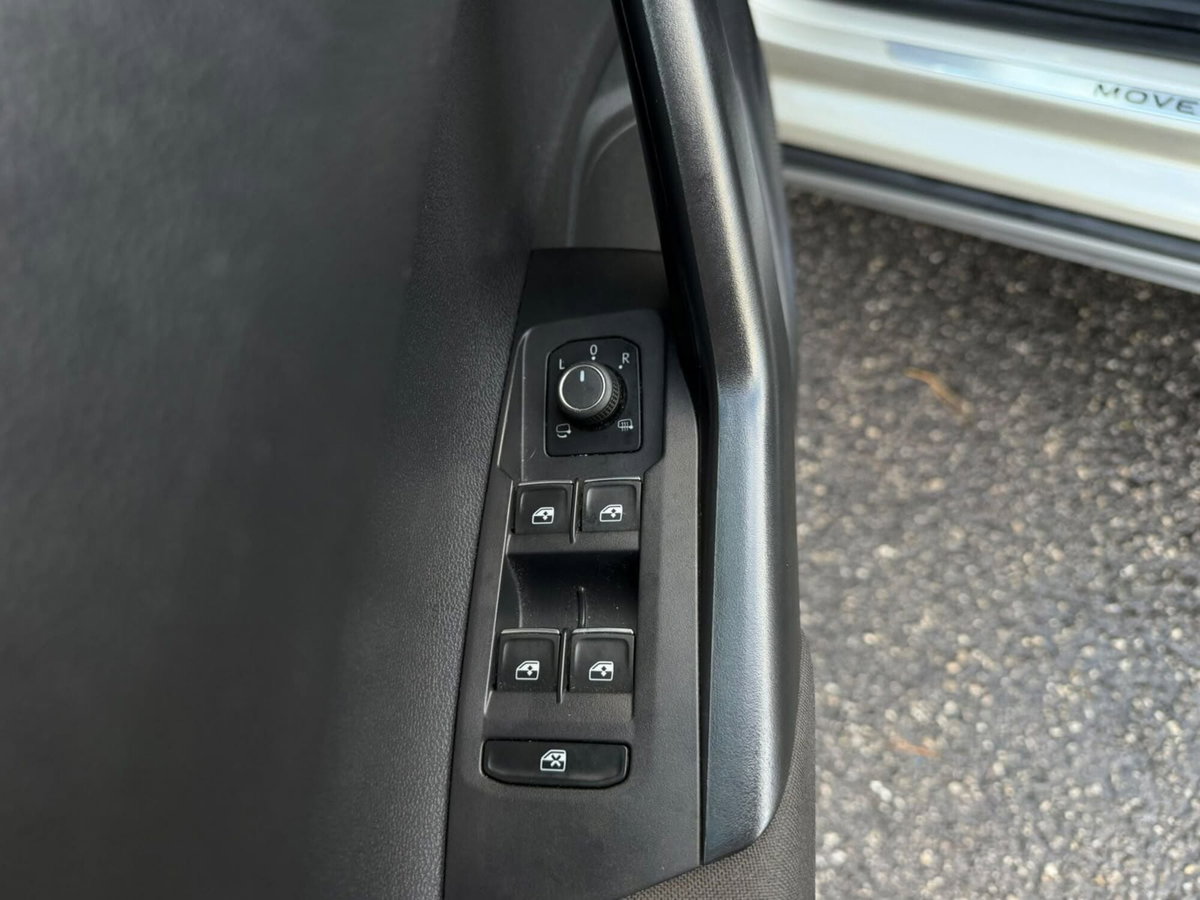 Volkswagen Taigo 1.0 TSI 110 CV DSG Life (11)