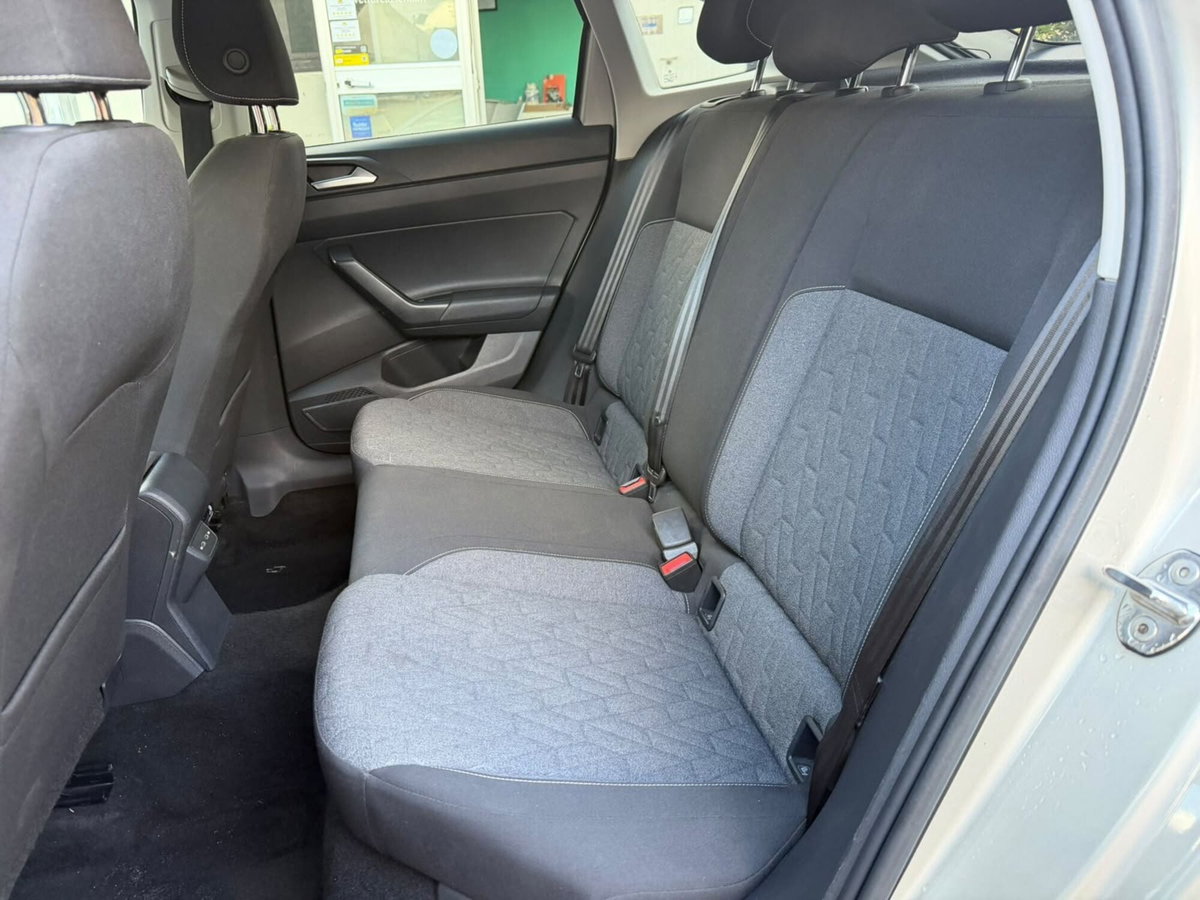 Volkswagen Taigo 1.0 TSI 110 CV DSG Life (17)