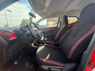 Toyota Aygo 1.0 VVT-i 69 CV 5 porte x-cool (14)