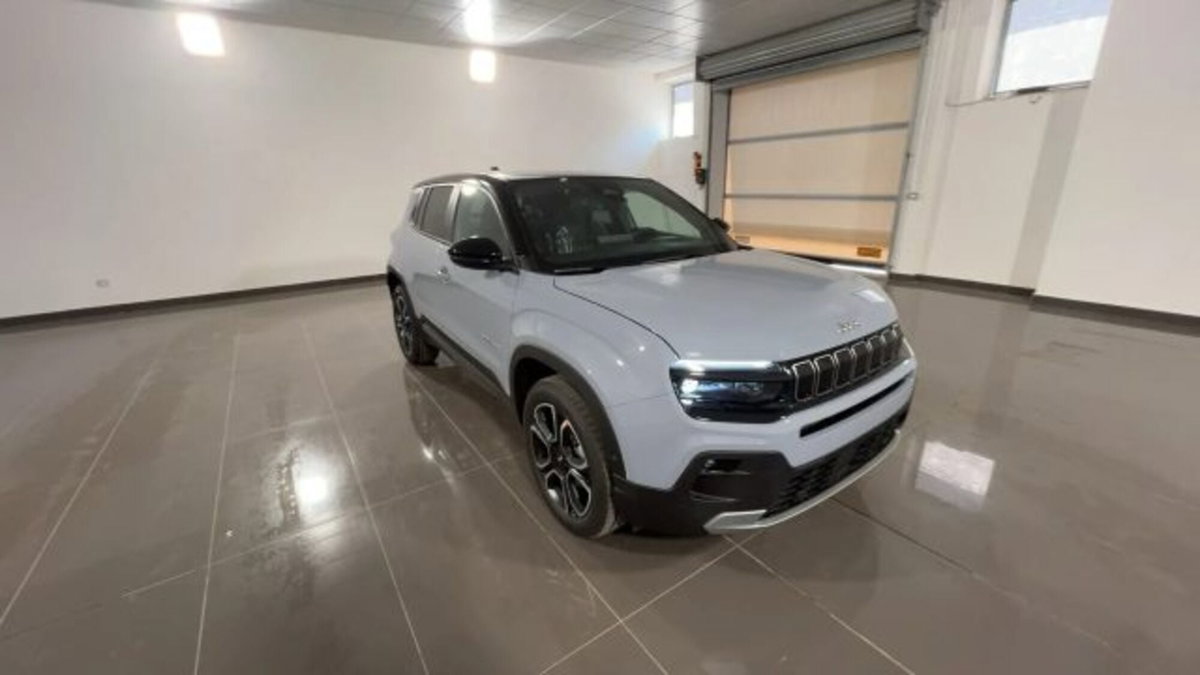 Jeep Avenger 1.2 turbo e-hybrid mhev Summit fwd 110cv edct6 (2)